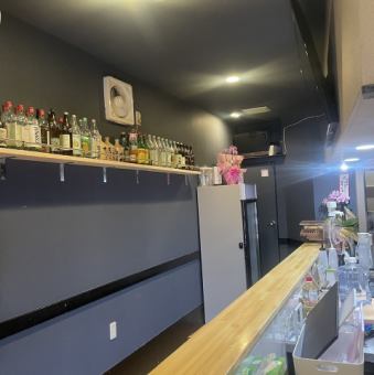 最小8名から最大12名まで対応可能。