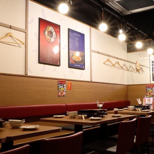 ご予約受付中!飲み放題付コースのご用意もありますので、各種宴会にご利用頂けます!また人数に合わせてレイアウト変更も可能!!会社宴会・打ち上げ・同窓会の各種宴会や二次会にも◎