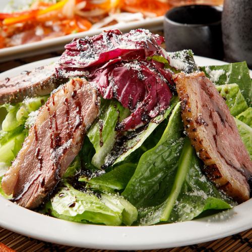 牛タンチョレギサラダ