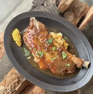 釜焼き豚スペアリブ