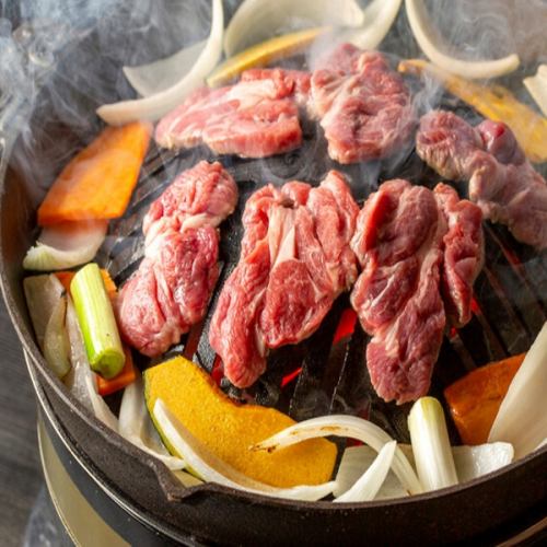 【初めての方に◇当店おすすめ「羊肉6品」を楽しめるコース】飲み放題コース付き　6,490円（税込）～