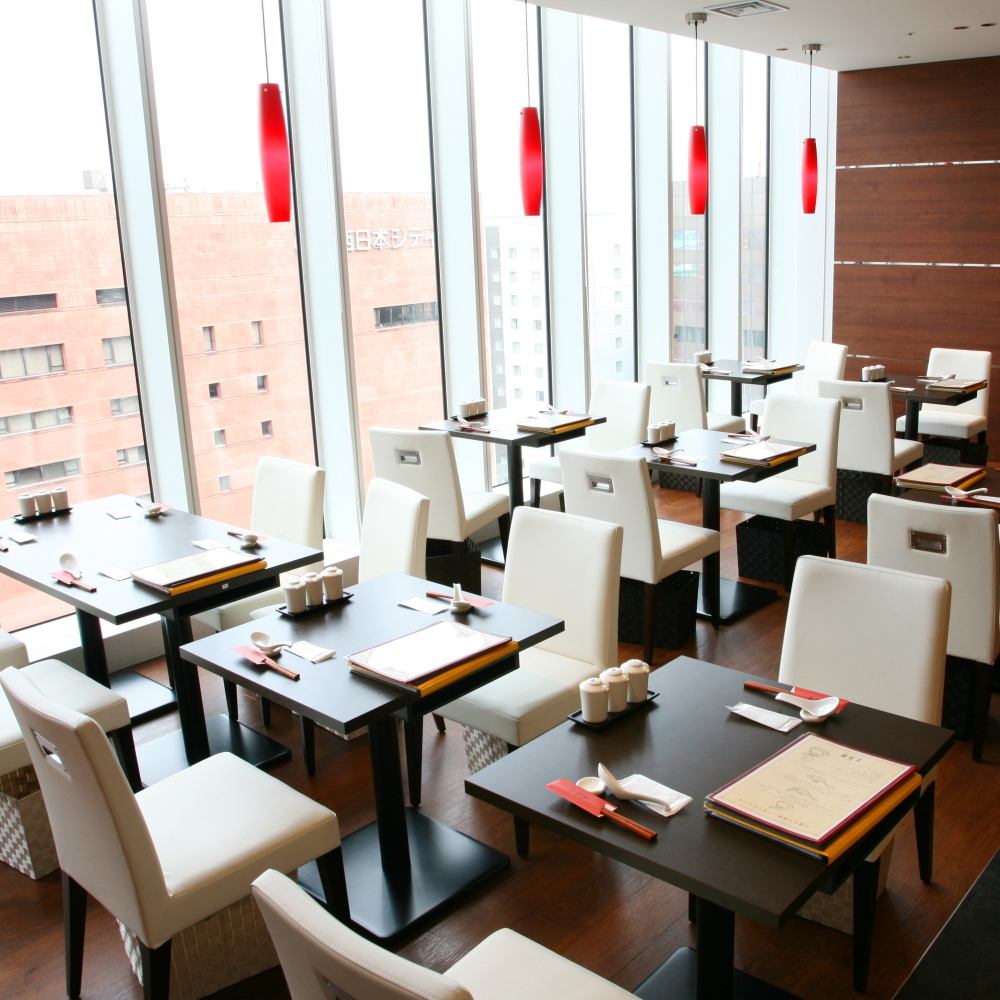 綺麗で清潔な店内はゆっくりとお食事するにはピッタリです。