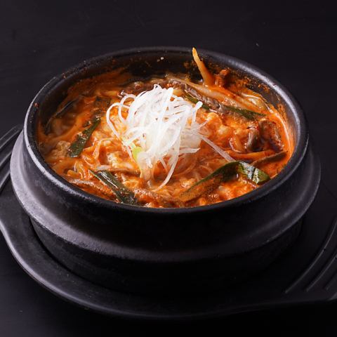 ラーメン新コラボ！ユッケジャンらぁめんは絶品！