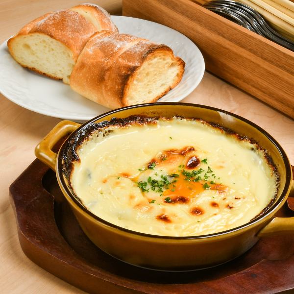[Our store's most popular!] Gratin with 4 kinds of cheese and mushrooms 1,089 yen (tax included)