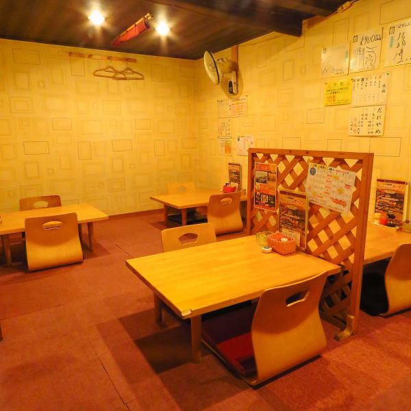 【会社宴会に！最大16～18名様迄OKのお座敷席】温かみのある店内で会社宴会を！人数に応じて使い分けもできます。パーテーションで区切って、個室風にすることも可能です◎貸切は23名様～応相談！お気軽にご相談ください。