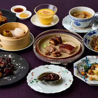 【宴会飲み放題付コース】鮑の醤油煮込みや大人気の牛肉のライスヌードルなど全9品10800円(税込)