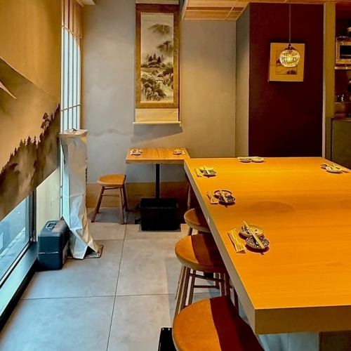 テーブル席ございます！