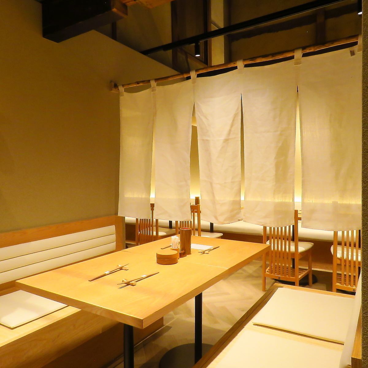 外観も内観もまさに大人の隠れ家！グルメな大人にぴったりのお店