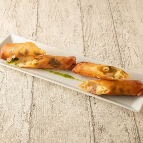 生ハムグラタン春巻き
