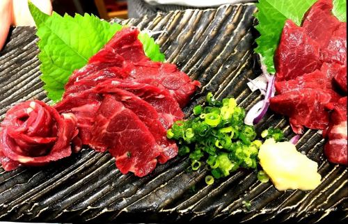 Our specialty horse sashimi menu!