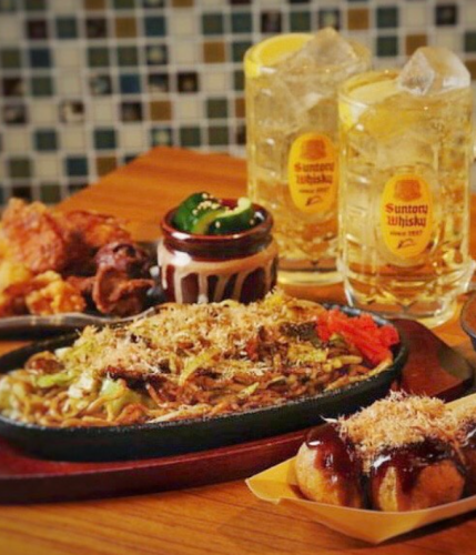 熱々のたこ焼きと爽快感溢れる強炭酸ハイボール