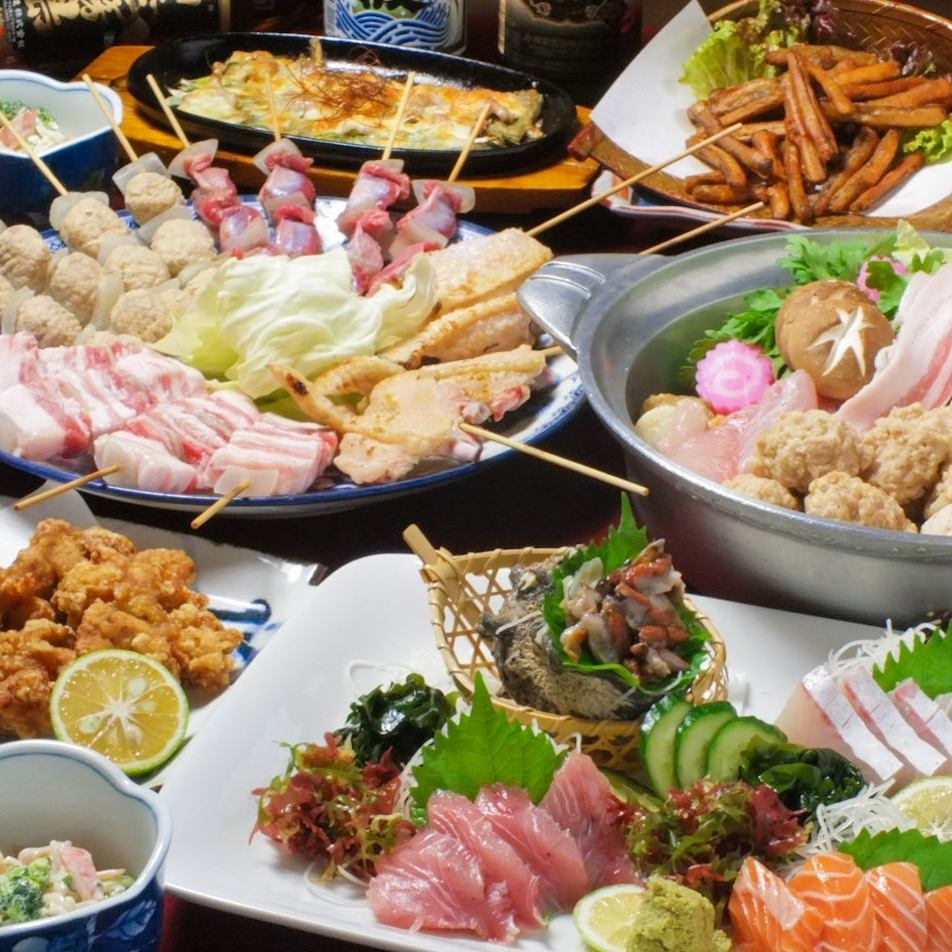 照片为5,200日元套餐！新鲜的生鱼片和烤鸡肉串4,500日元起，最适合各种聚会的套餐！
