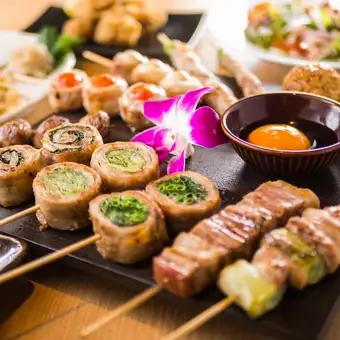 【3時間飲み放題付】●日~木限定●野菜巻き串2種・焼き鳥・餃子…全11品3500円※週末2h制