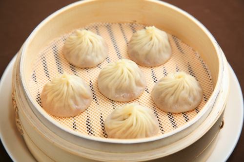 Hand-wrapped Xiaolongbao (four pieces)