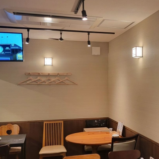 We accept private reservations for 10 to 16 people.If you are interested, please feel free to contact the store.