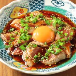 希少！まぐろほほ肉のたたきユッケ