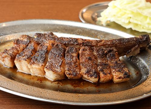 【数量限定！】メガ！骨付き豚