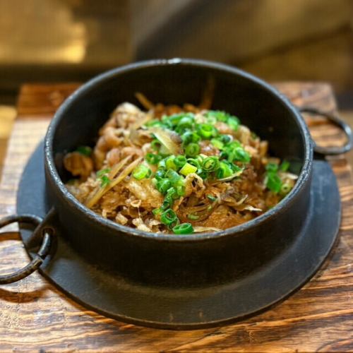 【旨味たっぷり】牛ごぼう釜飯