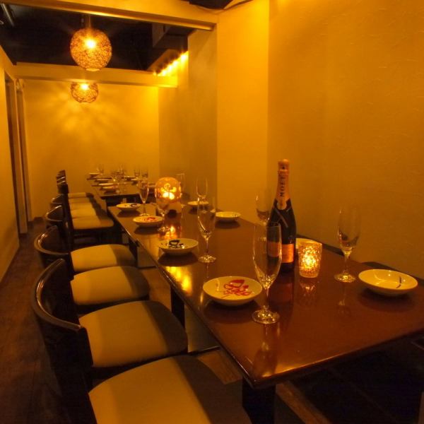 [Large drinking party is also welcome !!] Private rooms that can be used widely for 2 to 38 people are available ♪ You can enjoy as much as you want with your friends ♪ * Please consult us for charter.