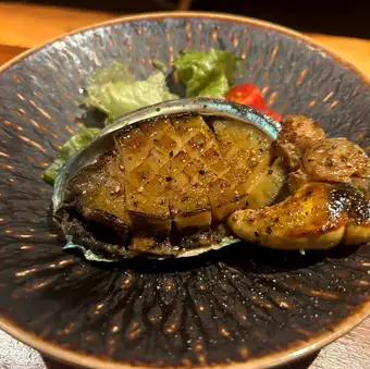 Live abalone steak
