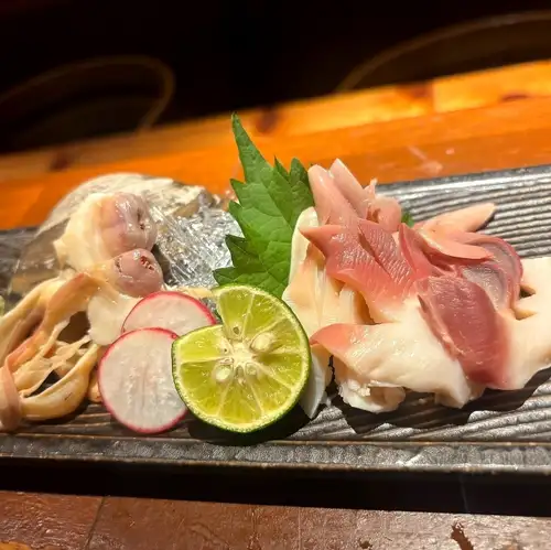 Fresh surf clam sashimi