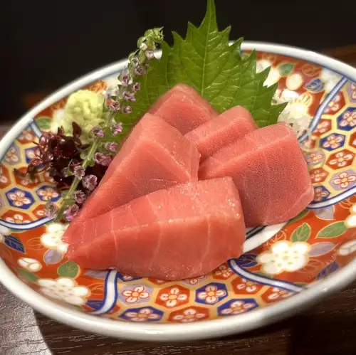 Fresh sashimi (single serving)