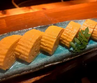 Rich egg roll