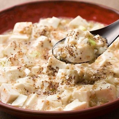 1967年創業以来、上海料理の名店としてお客様に愛されています。