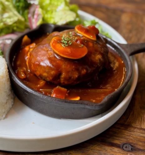 牛肉100％ハンバーグステーキ！