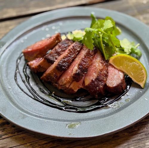 仔羊のロースト～クミンのタブレとバルサミコソース～