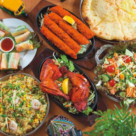 昼飲みOKのインド料理屋で、週末の贅沢時間を
