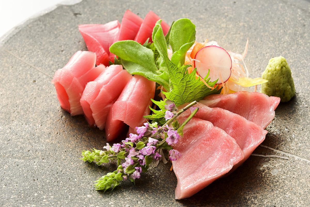 こだわり食材を活かした料理は彩りも鮮やかで、味はどれも絶品★