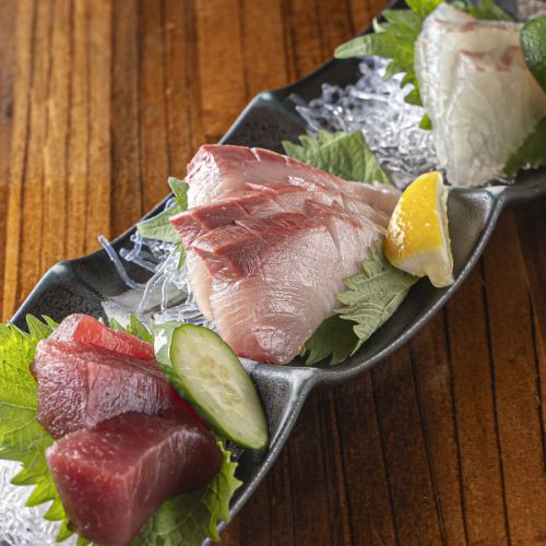 市場直送お造り三種盛り