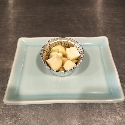 Garlic sautéed in oil