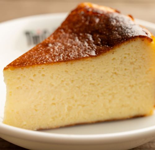 【ドルチェ】バスクチーズケーキ