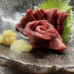 馬刺し赤身/馬刺し霜降り