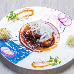 umui 스타일의 아구 돼지 (흑초 식초 돼지, 베이징 스타일)