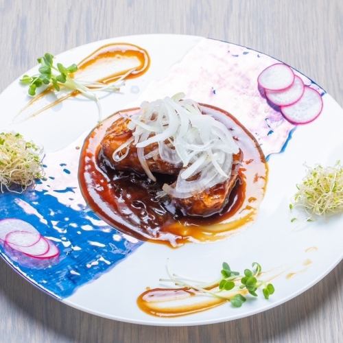 umui 스타일의 아구 돼지 (흑초 식초 돼지, 베이징 스타일)