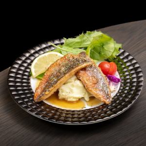 グルクンのバターソテー