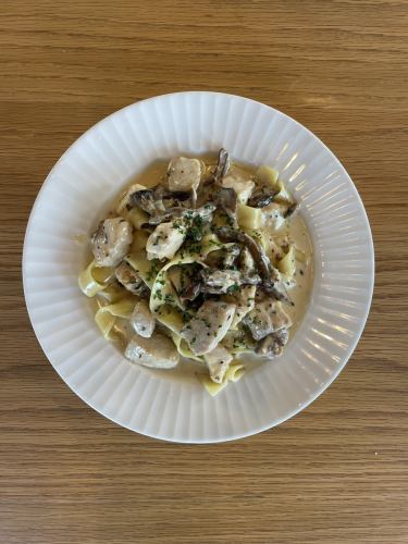 Creamy Pasta with Mushrooms and Swordfish