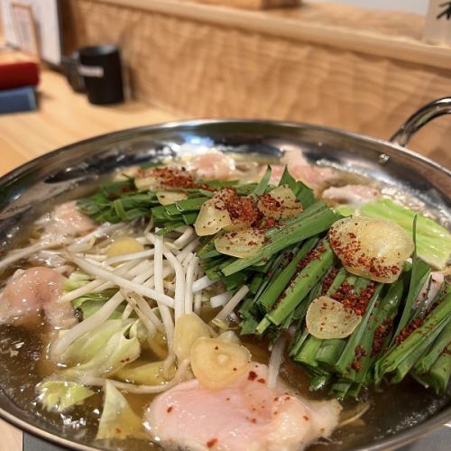[Winter only!] Enjoy the season with motsunabe hotpot!