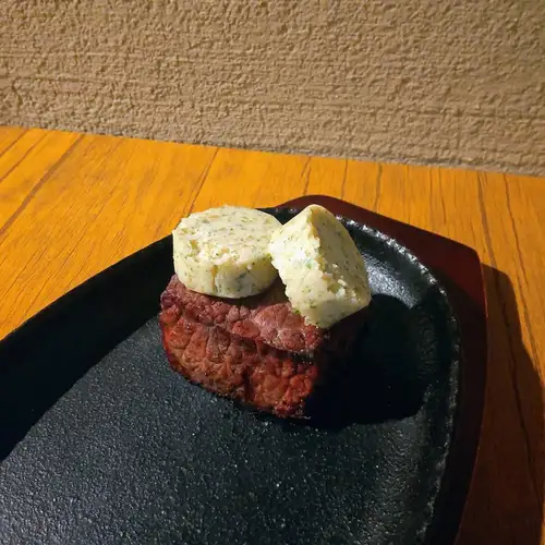 日本黑毛牛鐵板燒牛排