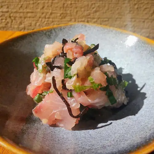 생선과 오오바 소금 밥