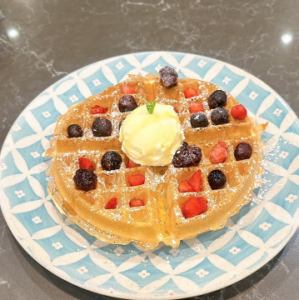 名物特大ワッフル