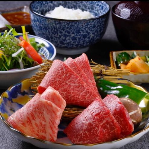 Please enjoy Yakiniku made with Yamagata beef and Yamato vegetables!