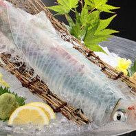 October only ■ Autumn big catch course ■ Live squid sashimi, tempura, etc. 7,000 yen ⇒ 6,000 yen [120 minutes all-you-can-drink included]