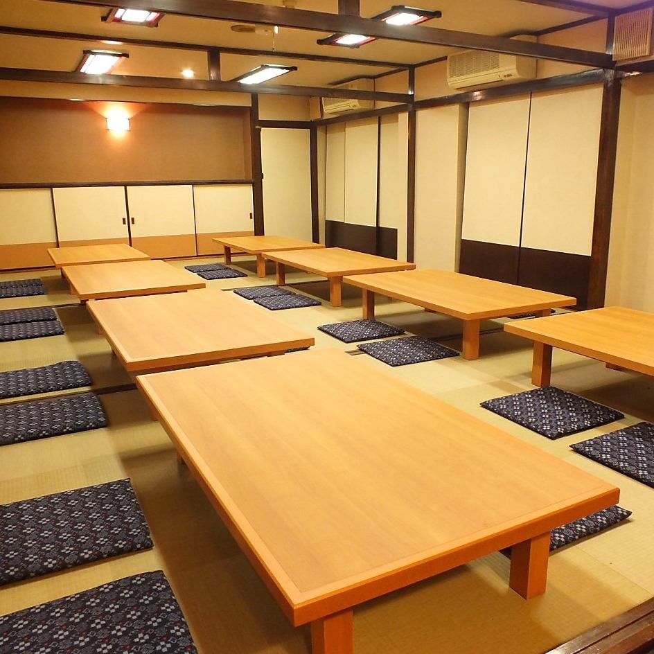 Private rooms, sunken kotatsu, tatami rooms, etc. can accommodate up to 50 people! Please enjoy fresh fish delivered directly from the market.