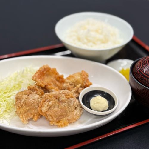 唐揚げ定食