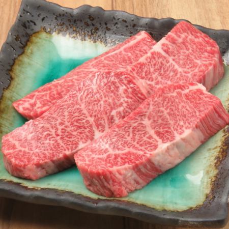 【贅沢】その日の最上級のお肉を厳選！プレミアムコース（90分飲み放題付）9,900円（税込）