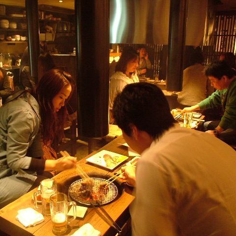 仲間と、同僚と、友達と、彼氏彼女と。みんなでワイワイするのにぴったりの雰囲気♪